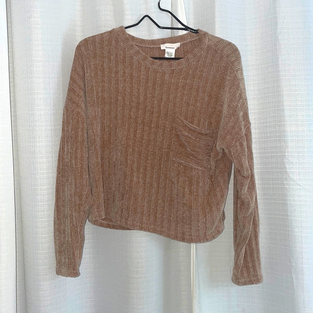 Nude cropped sweater